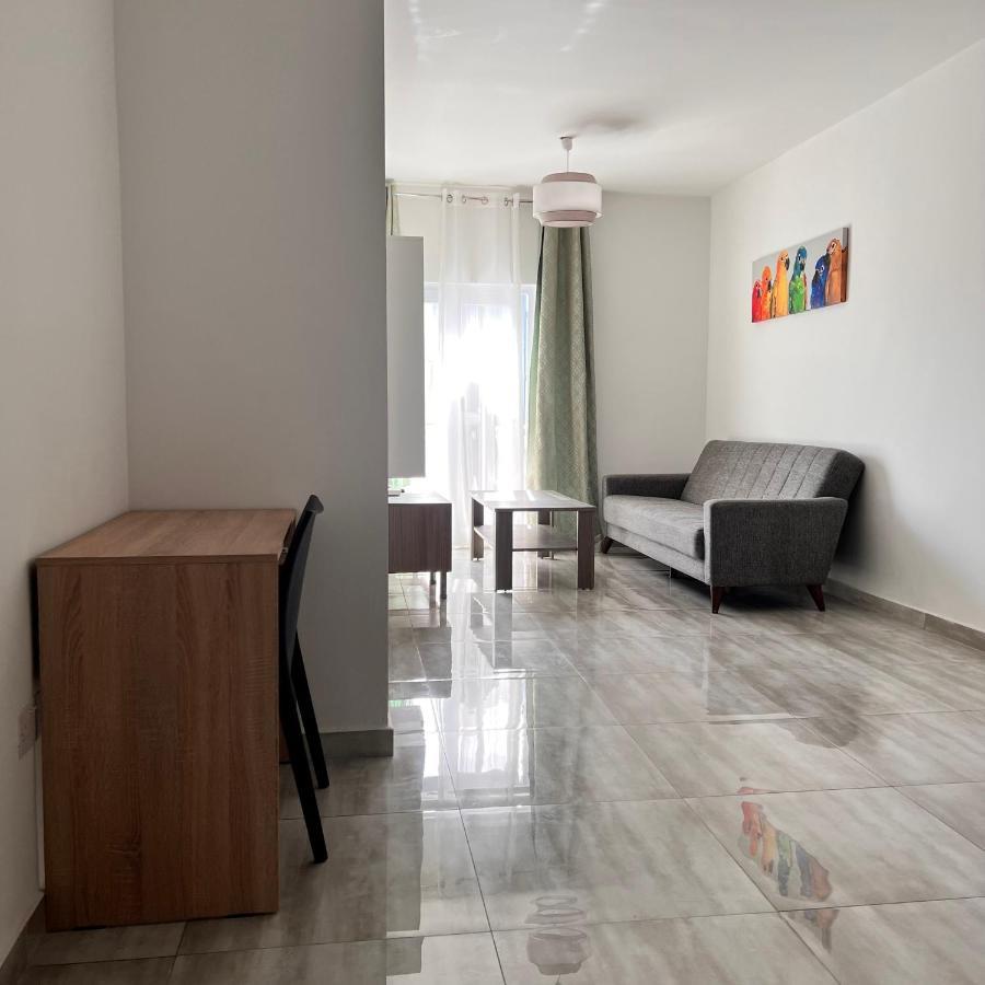 F5 Room 1, Private Double Room With Private Bathroom And Balcony In Shared Flat Msida Exteriör bild